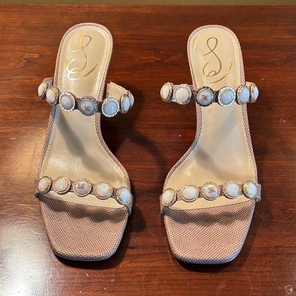 Elegant Beige Sandals with Pearl Accents. NEVER WORN! 2 1/2” heals